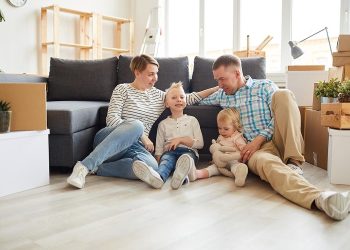 Выбор жилья по семейной ипотеке в мегаполисах упал в 1,5 раза за год