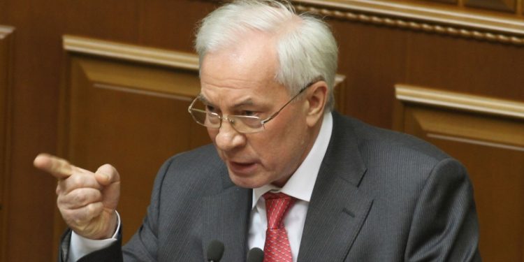 Донбасс никогда не будет входить в состав Украины, заявил Азаров