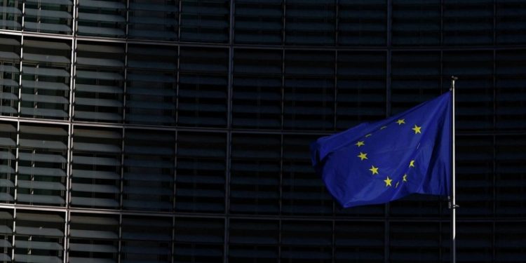 ЕС выделил Украине допсредства за счет прибыли российских активов