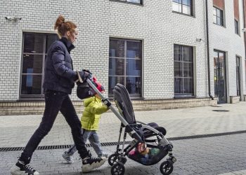 Хуснуллин рассказал, как может измениться семейная ипотека в 2026 году