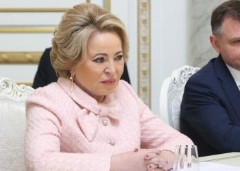 Мир России с Украиной станет смертью для Зеленского, заявила Матвиенко