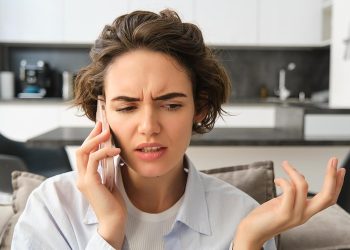 Мошенники звонят о замене домофона: как распознать обман