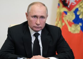 Путин поручил пресечь вмешательство в выборы в Госдуму