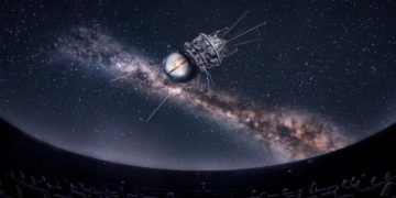 Шаг в бесконечность. Планетарии России получили в дар полнокупольный фильм