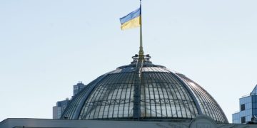 Украина запустила радио для ответа на заявления Венгрии