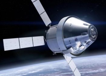 В NASA сообщили, что корабль Orion прошёл половину пути к Луне