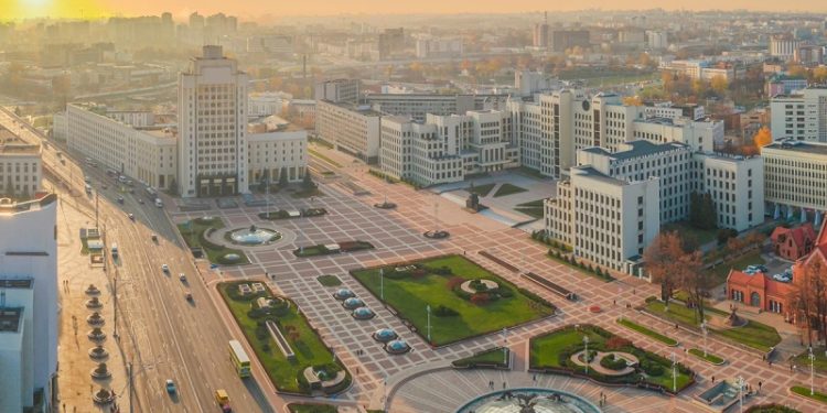 Названы самые дорогие города для посуточной аренды на майские праздники