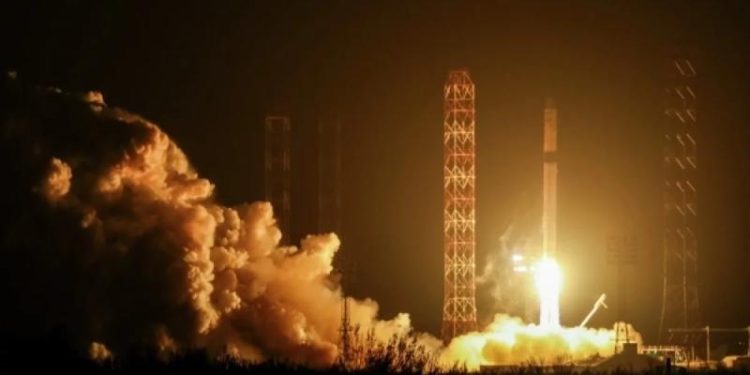 Самый мощный в мире. Россия запустила новую ракету «Союз-5»
