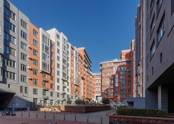 Цены на новостройки — на мягкой посадке: исследование «Домклик» и «Сбера»