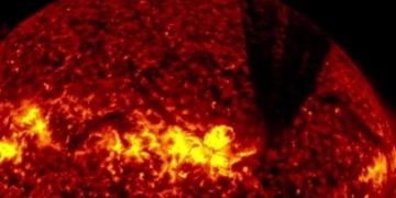 ИКИ РАН: на Солнце произошел черный взрыв