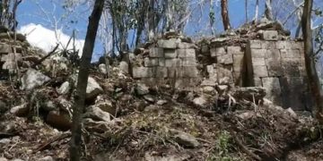 Пирамида и топор палача. В джунглях Мексики нашли нетронутый город майя
