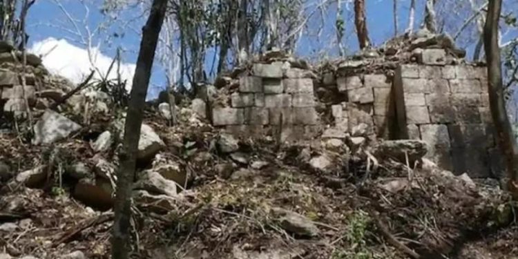 Пирамида и топор палача. В джунглях Мексики нашли нетронутый город майя