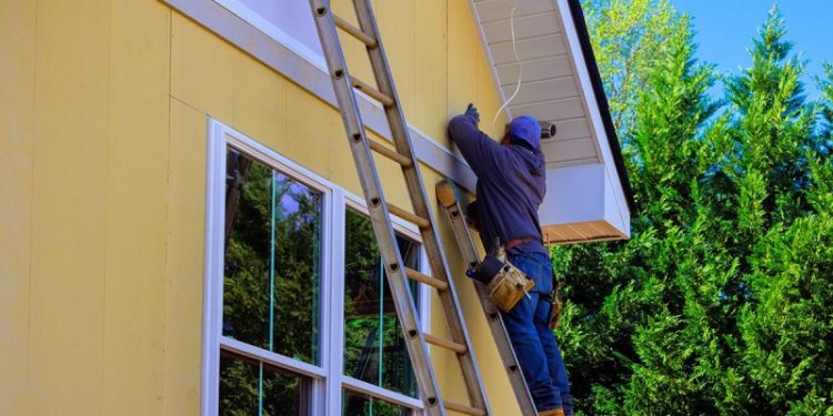 Россияне рассказали, сколько готовы потратить на обновление дачи