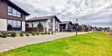 «Домклик» сообщил о росте доступности ипотеки на загородном рынке
