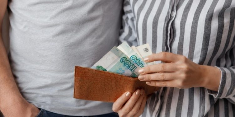 Как может вырасти платеж по семейной ипотеке в Москве и Санкт-Петербурге