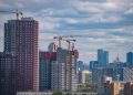 Назван топ-10 городов России с самым большим строительством многоэтажек
