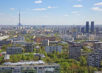 Названы районы Москвы с сокращением предложения жилья почти на 90%