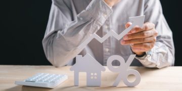 Средние ставки по рыночной ипотеке выросли впервые более чем за год
