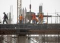 Дню строителя — 70: как отмечают юбилей и главные рекорды отрасли