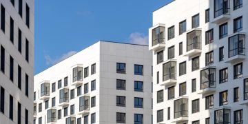 Инфляция опередила рост цен на новостройки в России с начала года