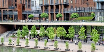 Открытия точек ретейла в элитных ЖК Москвы втрое превысили закрытия
