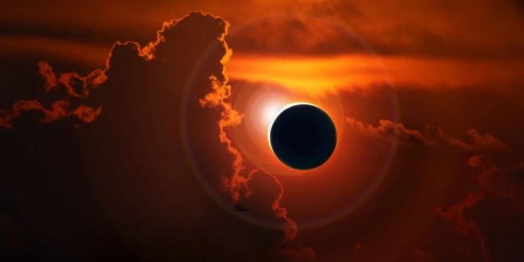 Солнечное затмение 12 августа 2026 года: трансляция, обновляется
