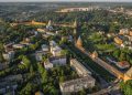 В большинстве крупных городов России в июле аренда квартир подешевела