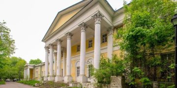 В Москве на торгах продали старинную усадьбу более чем за ₽550 млн